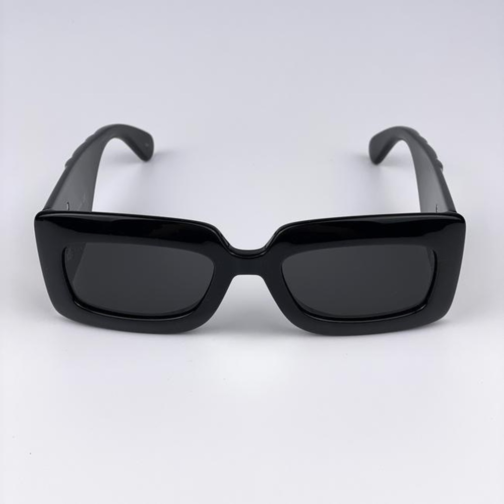 New - Gucci Black Gray Gg0811s 001 Logo Rectangle Unisex Sunglasses - Picture 7 of 17
